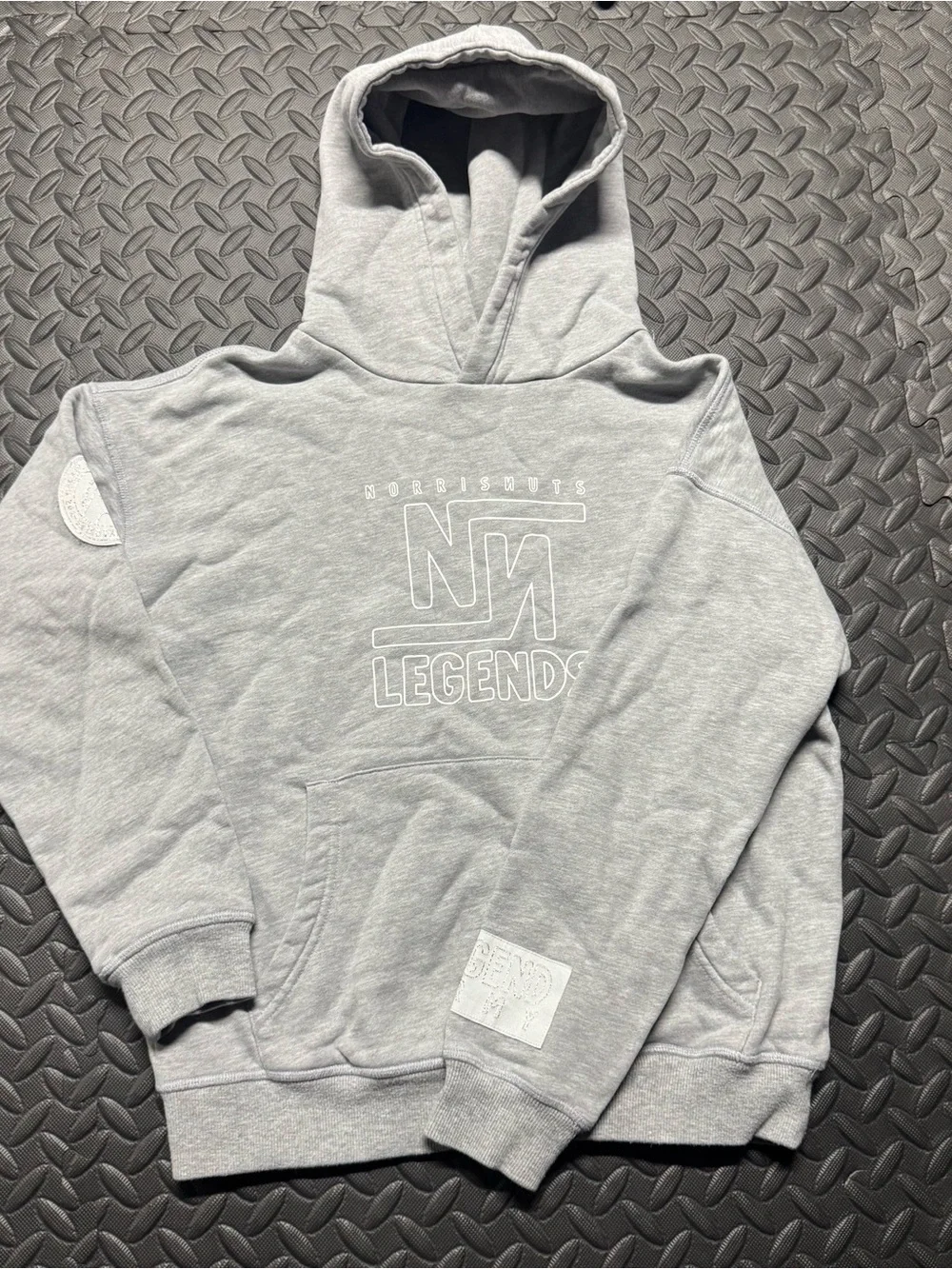 Norris Nuts Legends Gray Hoodie Youth Size 12 Fleece Pullover Sweatshirt